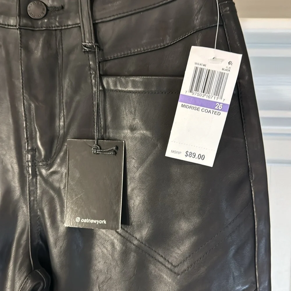 OAT Women's Moto Pants
Size: 26W x 27L
Color: Black
Faux leather - Picture 2 of 4